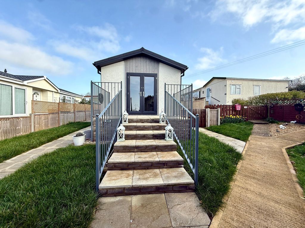 Peppercorn Park Green Lane